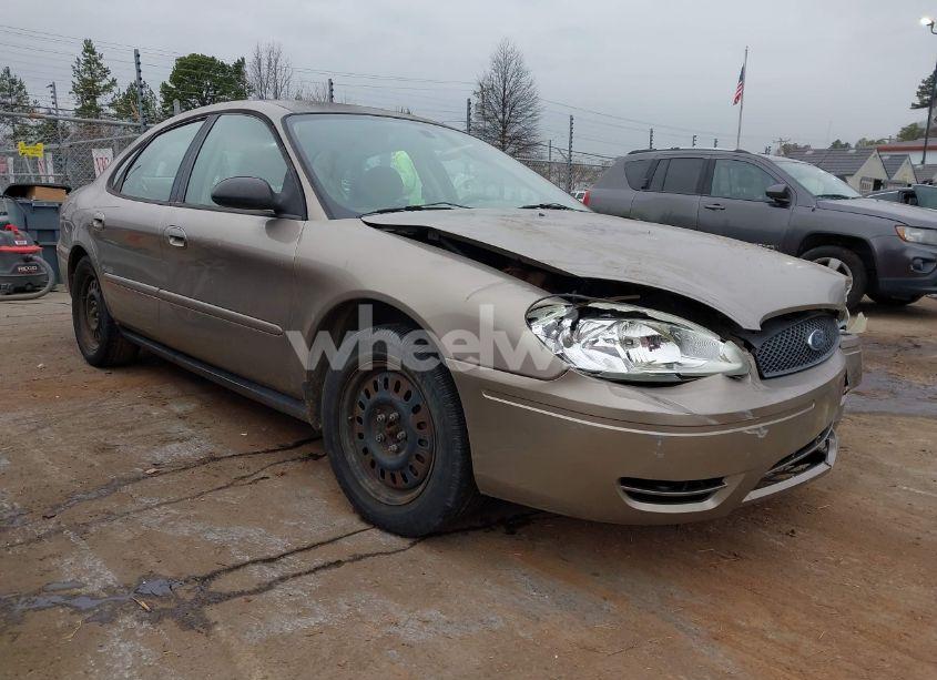 2005 Ford Taurus SE (VIN 1FAFP53295A139339) main photo