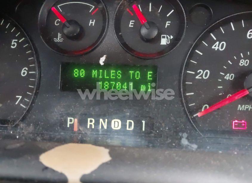 Photo 15 of 2005 Ford Taurus SE (VIN 1FAFP53295A139339)