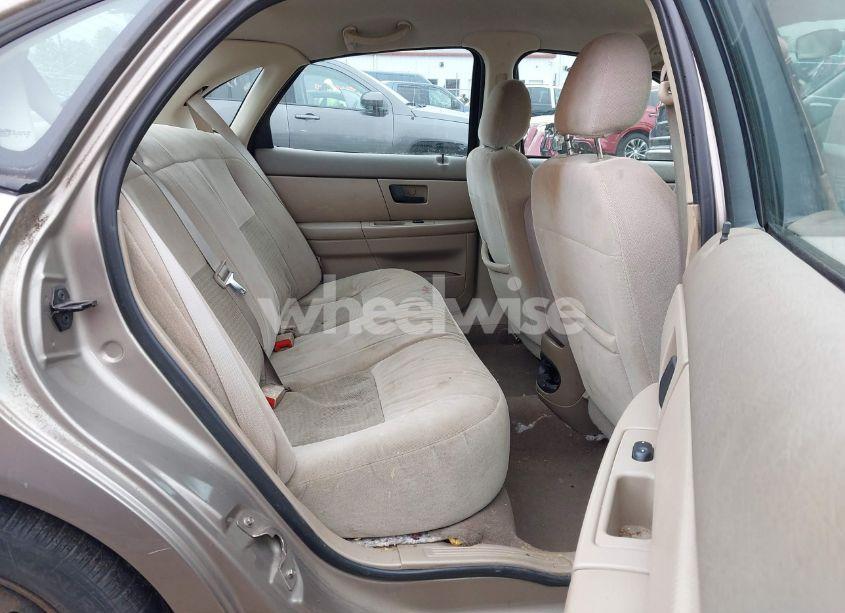 Photo 8 of 2005 Ford Taurus SE (VIN 1FAFP53295A139339)