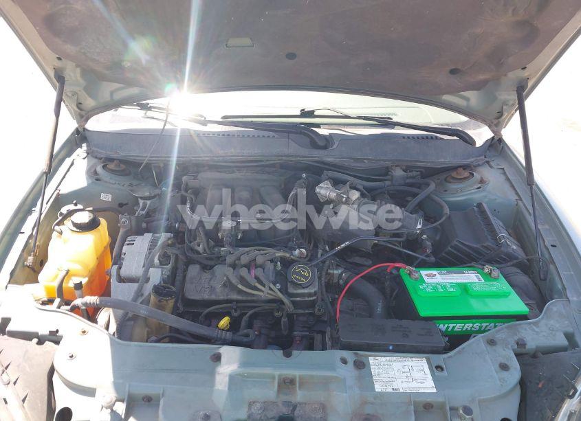 Photo 10 of 2005 Ford Taurus SE (VIN 1FAFP53U05A273576)