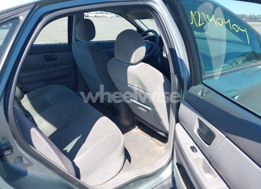 Photo 8 of 2005 Ford Taurus SE (VIN 1FAFP53U05A273576)