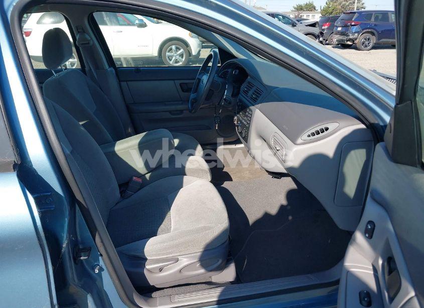 Photo 5 of 2007 Ford Taurus SE (VIN 1FAFP53U07A187770)