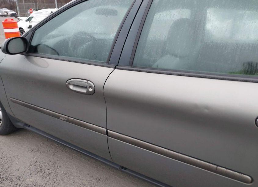 Photo 12 of 2001 Ford Taurus SE (VIN 1FAFP53U11G164079)