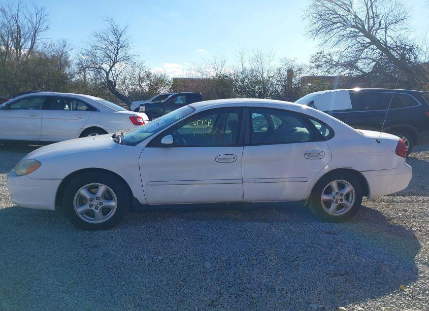 Photo 14 of 2003 Ford Taurus SE (VIN 1FAFP53U13A102591)