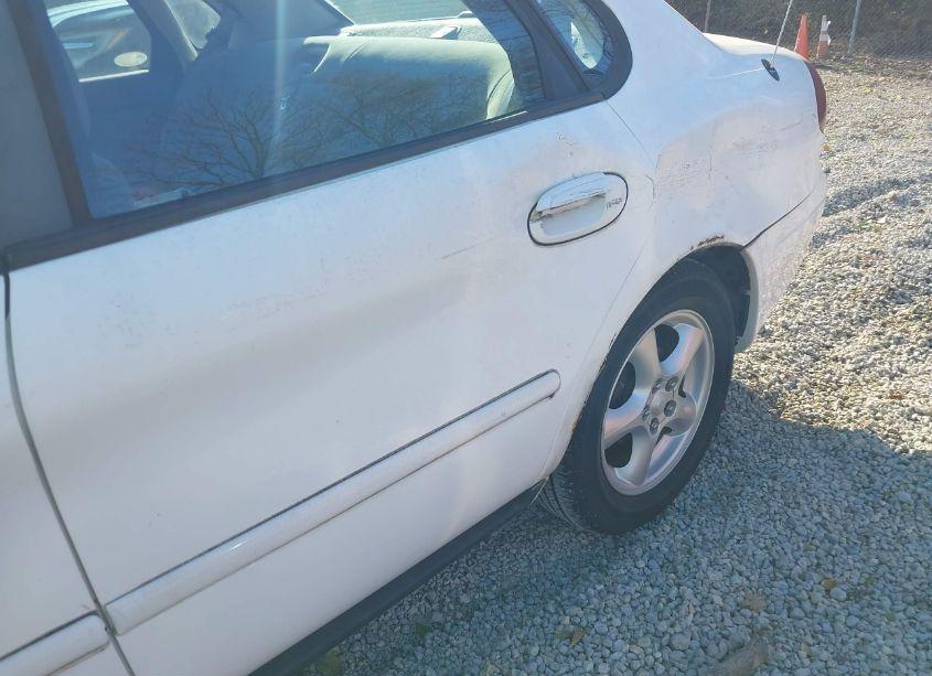 Photo 6 of 2003 Ford Taurus SE (VIN 1FAFP53U13A102591)