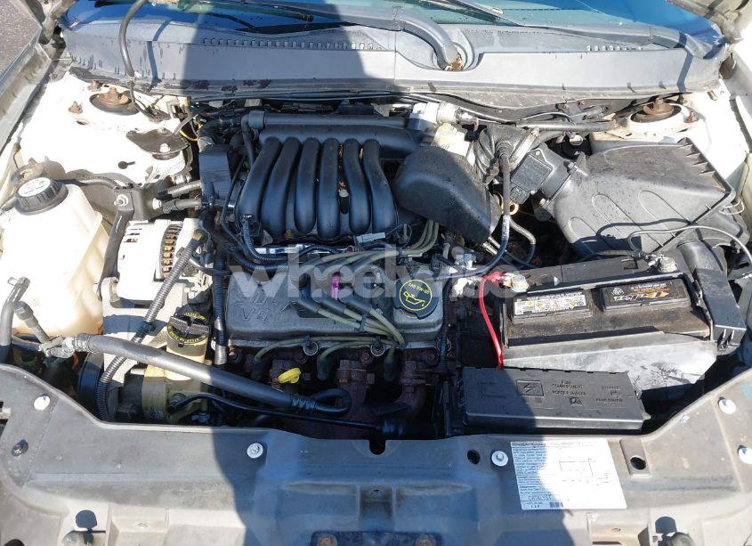 Photo 10 of 2003 Ford Taurus SE (VIN 1FAFP53U13G210075)