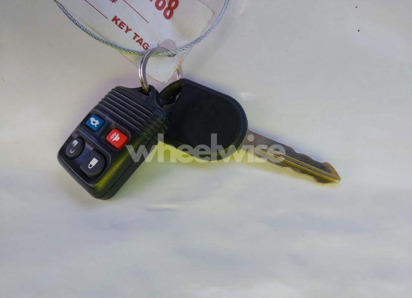 Photo 11 of 2003 Ford Taurus SE (VIN 1FAFP53U13G210075)