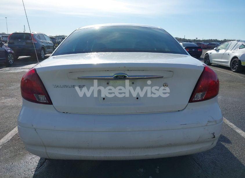 Photo 16 of 2003 Ford Taurus SE (VIN 1FAFP53U13G210075)