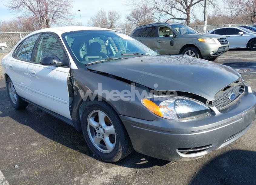 Photo 6 of 2003 Ford Taurus SE (VIN 1FAFP53U13G210075)