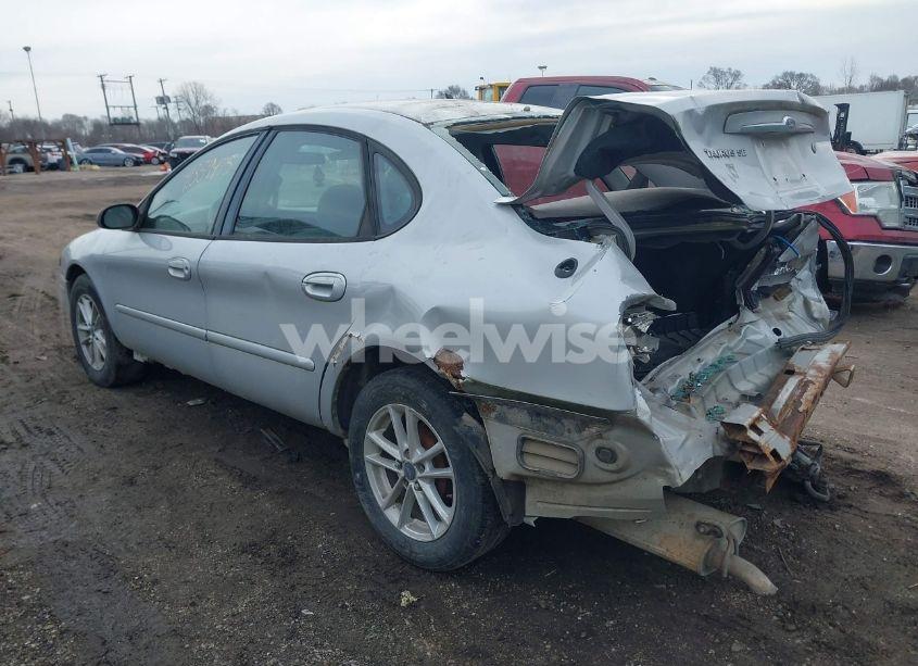 Photo 3 of 2006 Ford Taurus SE (VIN 1FAFP53U16A154825)