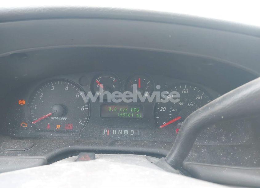 Photo 7 of 2006 Ford Taurus SE (VIN 1FAFP53U16A154825)