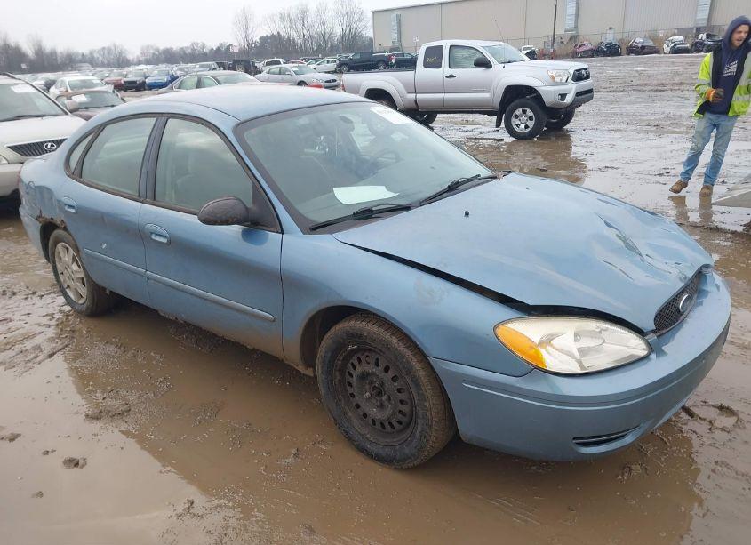 2006 Ford Taurus SE (VIN 1FAFP53U16A181913) main photo