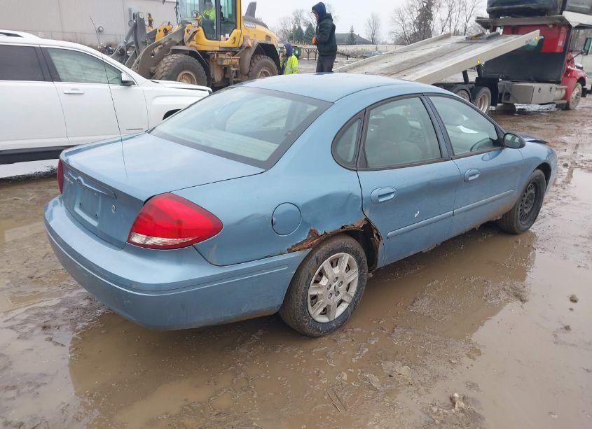 Photo 4 of 2006 Ford Taurus SE (VIN 1FAFP53U16A181913)