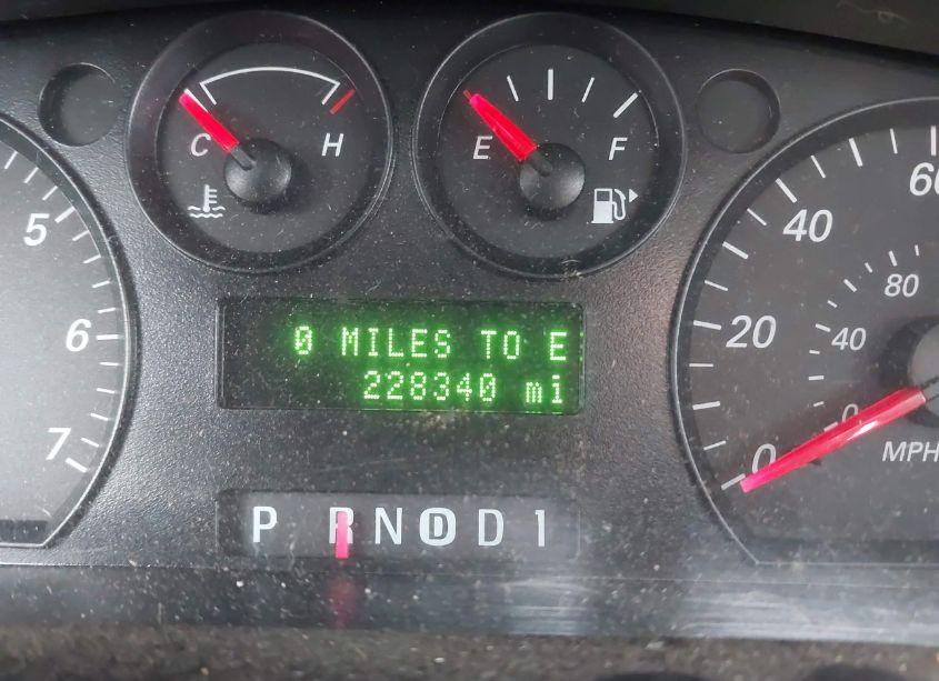 Photo 7 of 2006 Ford Taurus SE (VIN 1FAFP53U16A181913)