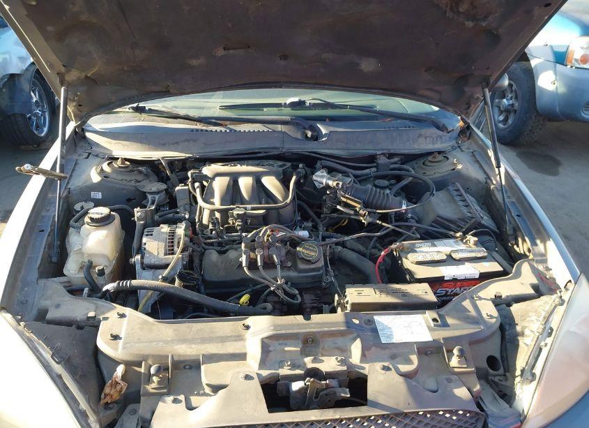 Photo 10 of 2005 Ford Taurus SE (VIN 1FAFP53U25A186469)