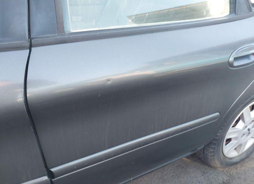 Photo 13 of 2005 Ford Taurus SE (VIN 1FAFP53U25A186469)