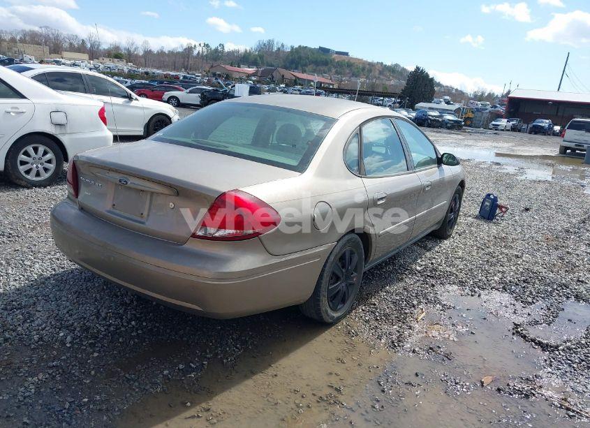 Photo 4 of 2005 Ford Taurus SE (VIN 1FAFP53U25A297975)