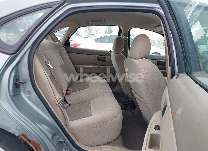 Photo 8 of 2006 Ford Taurus SE (VIN 1FAFP53U26A122997)