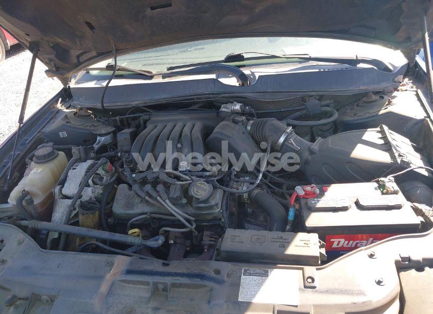 Photo 10 of 2002 Ford Taurus SE (VIN 1FAFP53U32A155968)