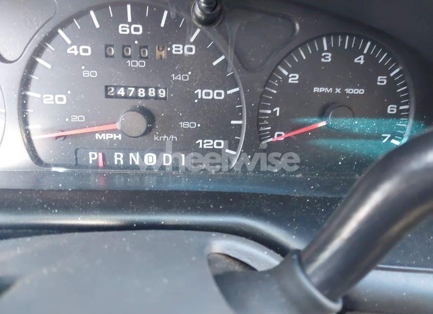 Photo 7 of 2002 Ford Taurus SE (VIN 1FAFP53U32A155968)