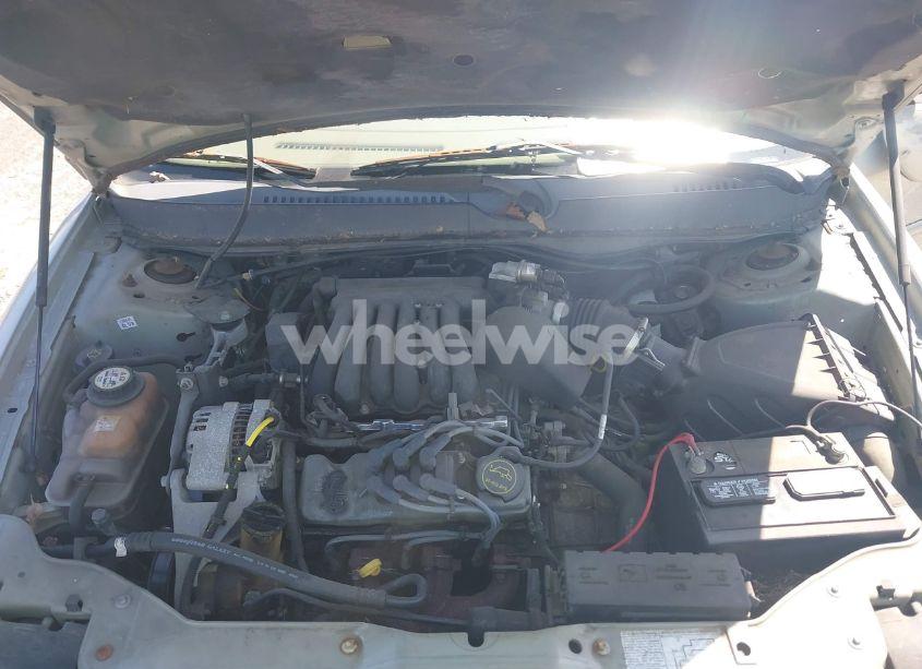 Photo 10 of 2003 Ford Taurus SE (VIN 1FAFP53U33A228466)