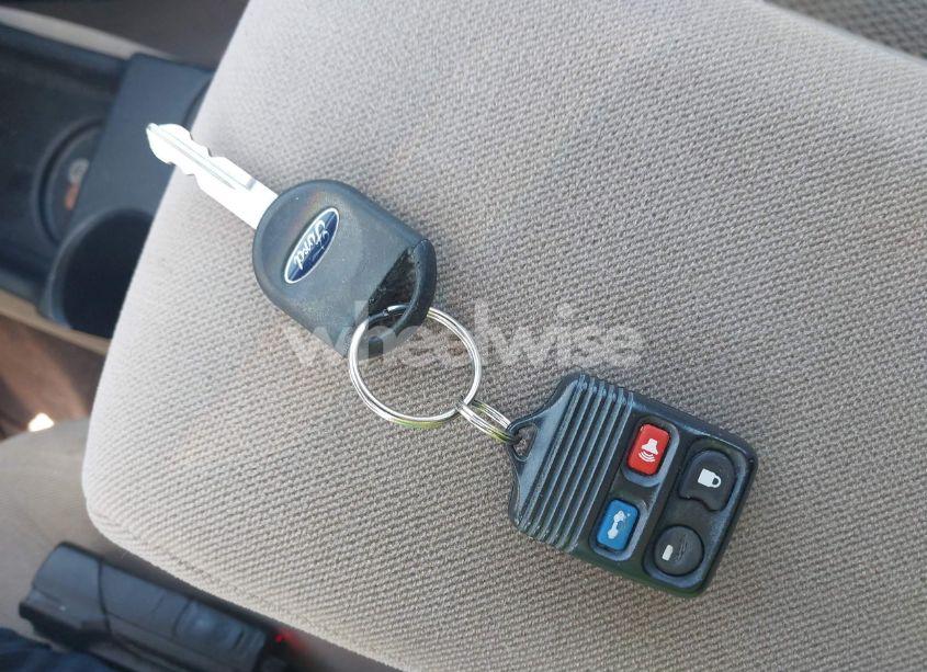 Photo 11 of 2003 Ford Taurus SE (VIN 1FAFP53U33A228466)