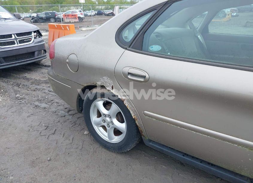 Photo 6 of 2003 Ford Taurus SE (VIN 1FAFP53U33A241380)