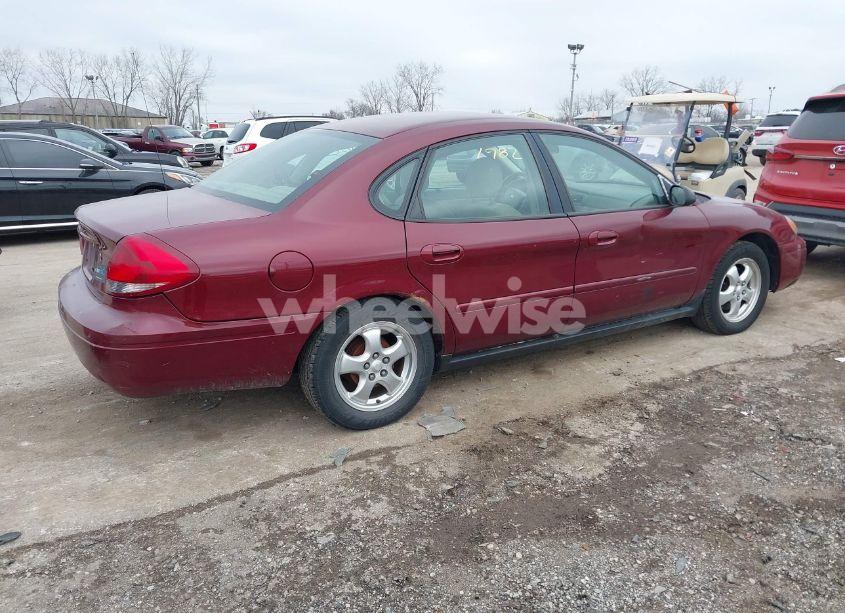 Photo 4 of 2005 Ford Taurus SE (VIN 1FAFP53U35A270526)