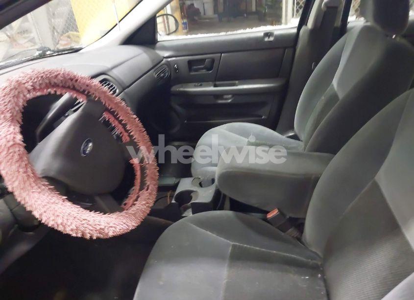 Photo 5 of 2006 Ford Taurus SE (VIN 1FAFP53U36A178656)