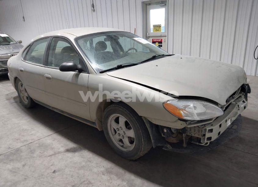 2006 Ford Taurus SE (VIN 1FAFP53U36A258832) main photo