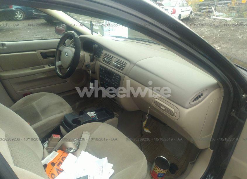 Photo 5 of 2006 Ford Taurus SE (VIN 1FAFP53U46A224012)