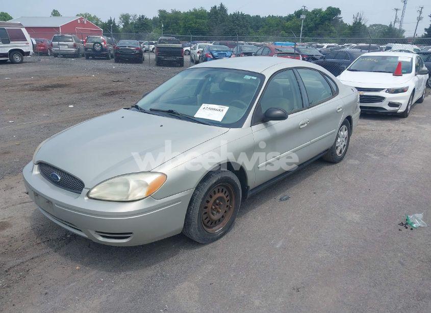 Photo 2 of 2007 Ford Taurus SE (VIN 1FAFP53U47A103742)