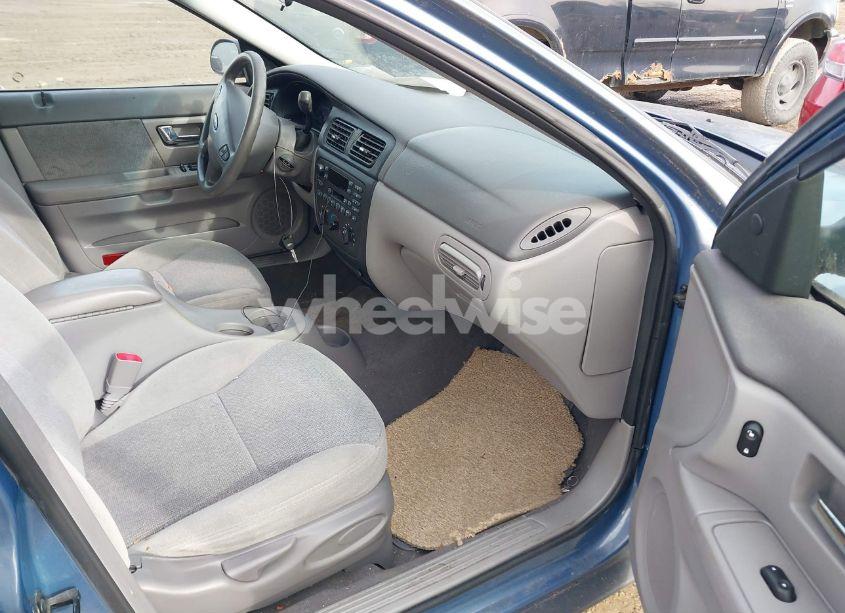 Photo 5 of 2001 Ford Taurus SE (VIN 1FAFP53U51G166952)