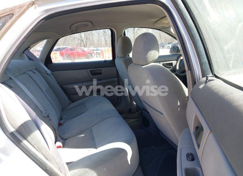 Photo 8 of 2003 Ford Taurus SE (VIN 1FAFP53U53G226439)