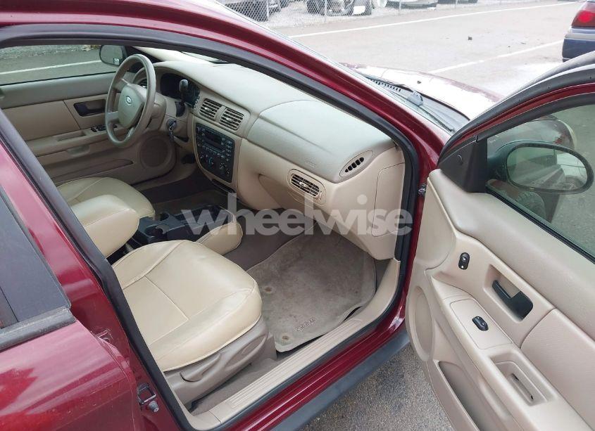 Photo 5 of 2006 Ford Taurus SE (VIN 1FAFP53U56A115235)