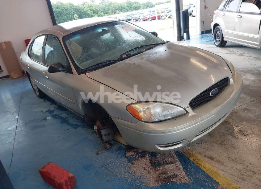 2006 Ford Taurus SE (VIN 1FAFP53U56A146243) main photo