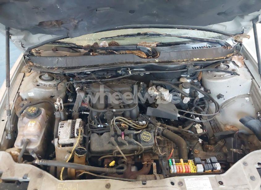 Photo 10 of 2006 Ford Taurus SE (VIN 1FAFP53U56A146243)