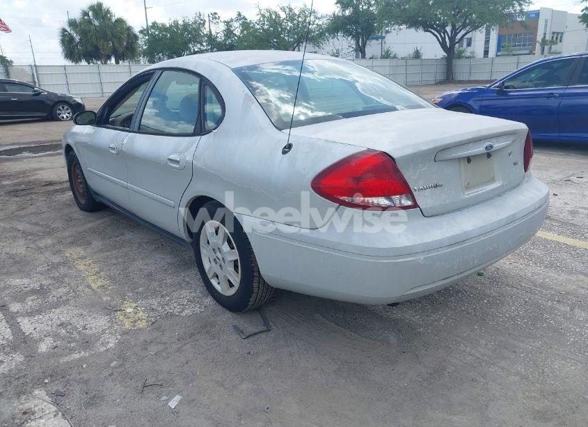 Photo 3 of 2006 Ford Taurus SE (VIN 1FAFP53U56A209213)