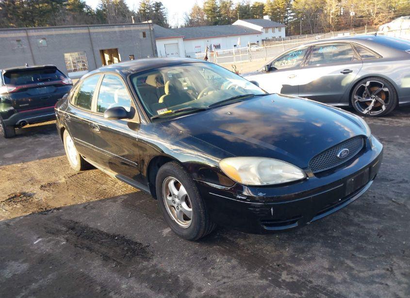 2006 Ford Taurus SE (VIN 1FAFP53U56A227775) main photo