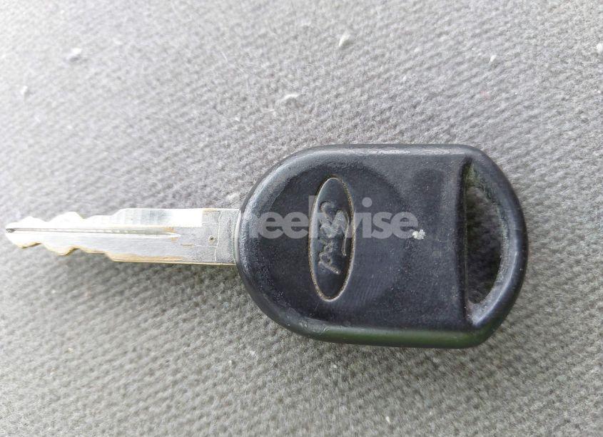 Photo 11 of 2006 Ford Taurus SE (VIN 1FAFP53U56A253230)