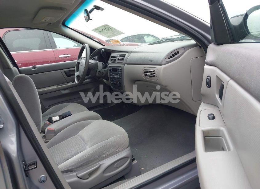 Photo 5 of 2006 Ford Taurus SE (VIN 1FAFP53U56A253230)