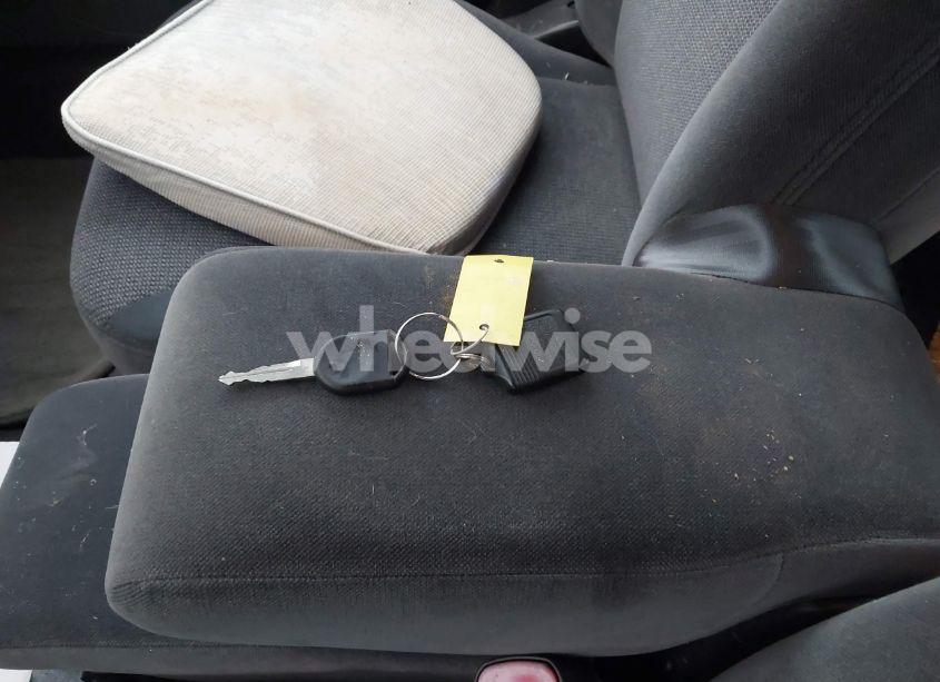 Photo 11 of 2002 Ford Taurus SE (VIN 1FAFP53U62G151166)