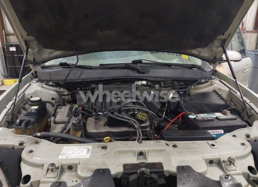 Photo 10 of 2003 Ford Taurus SE (VIN 1FAFP53U63G107153)