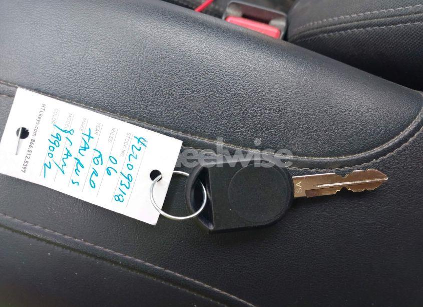 Photo 11 of 2006 Ford Taurus SE (VIN 1FAFP53U66A199002)