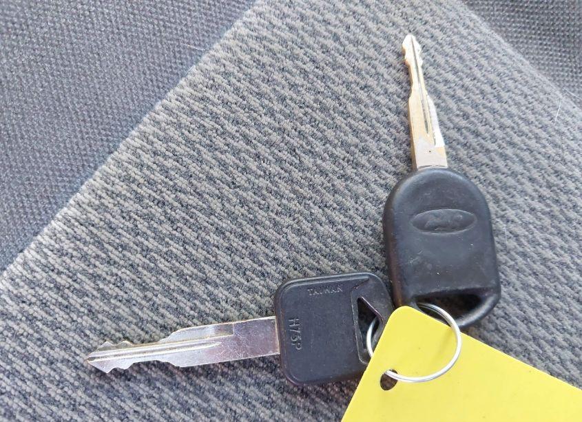 Photo 11 of 2005 Ford Taurus SE (VIN 1FAFP53U85A217143)