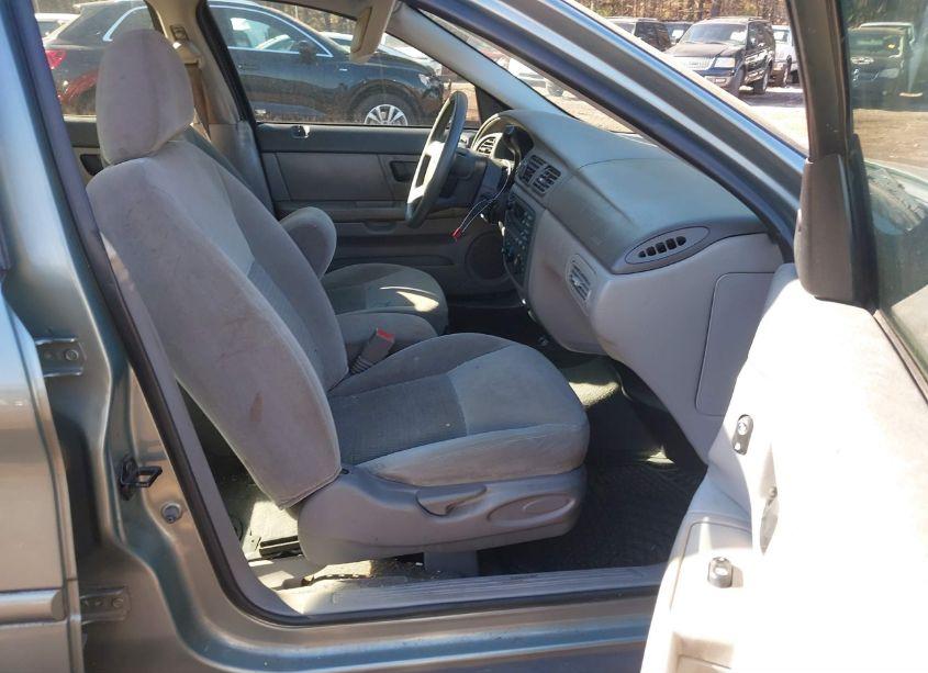 Photo 5 of 2006 Ford Taurus SE (VIN 1FAFP53U86A178166)