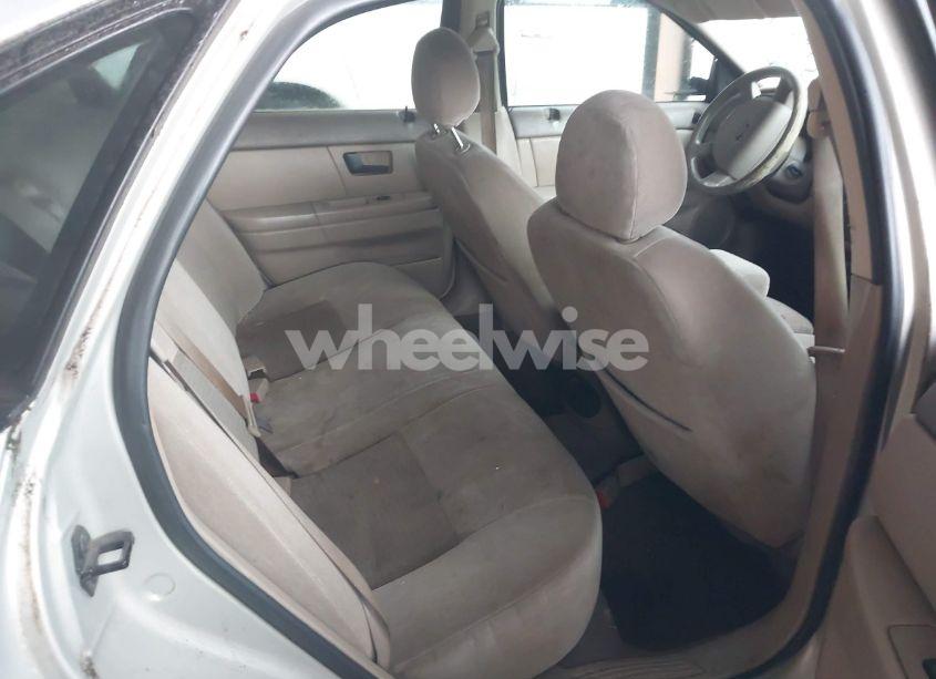 Photo 8 of 2006 Ford Taurus SE (VIN 1FAFP53U86A212056)