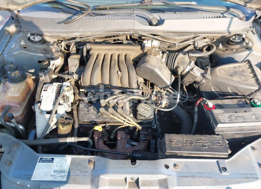 Photo 10 of 2001 Ford Taurus SE (VIN 1FAFP53U91G227493)