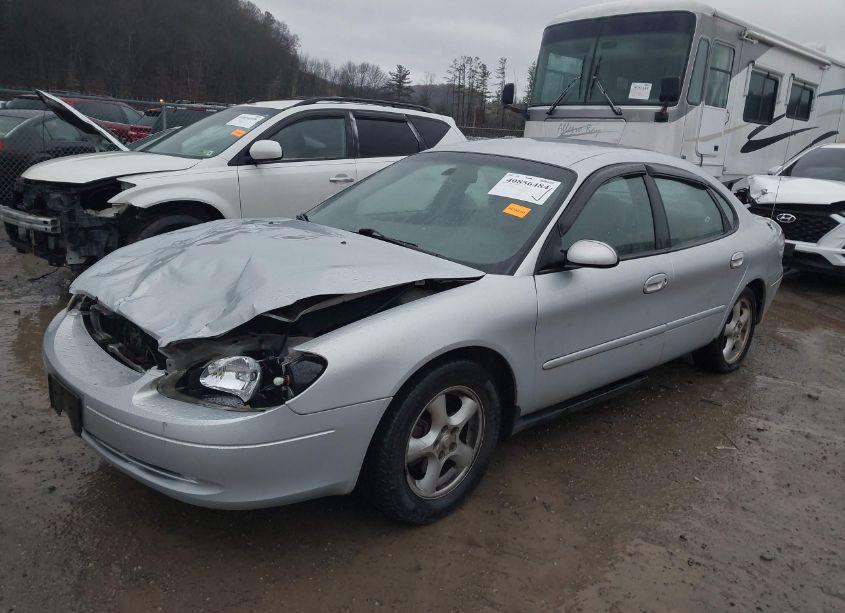 Photo 2 of 2002 Ford Taurus SE (VIN 1FAFP53U92A188201)