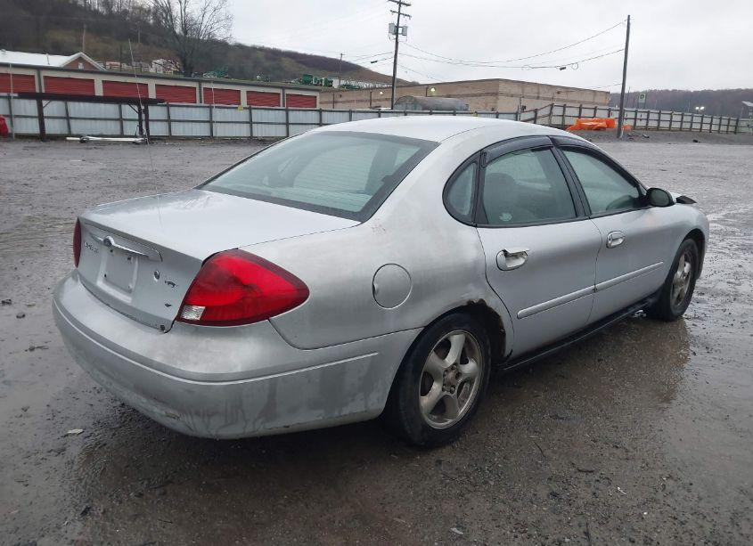 Photo 4 of 2002 Ford Taurus SE (VIN 1FAFP53U92A188201)